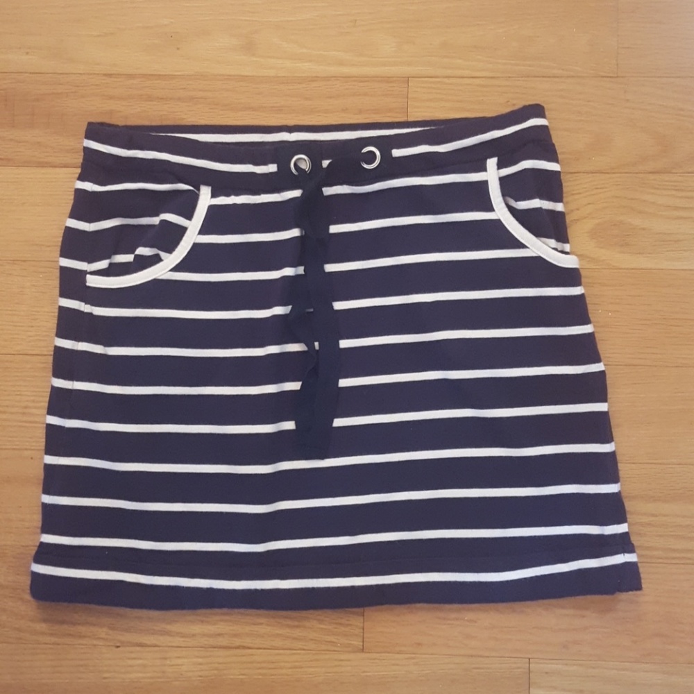 Women's Size Small Navy Blue Nautica Skirt